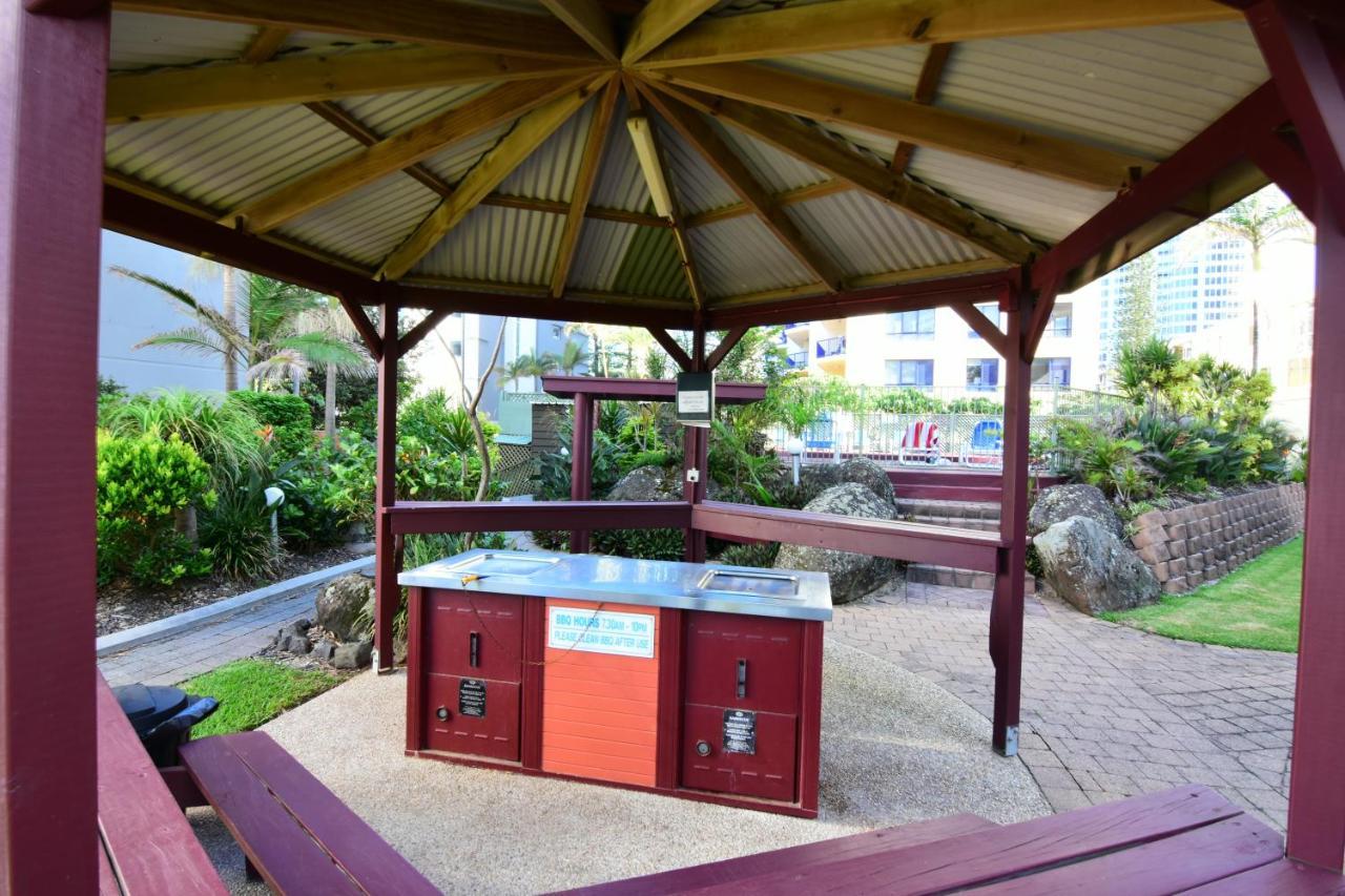 Surfers Holiday Apartments ゴールドコースト エクステリア 写真