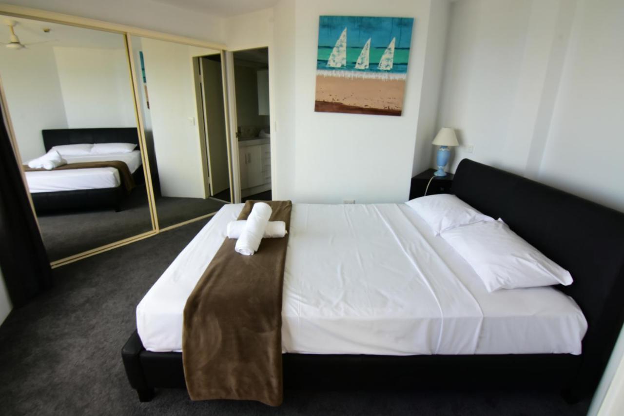 Surfers Holiday Apartments ゴールドコースト エクステリア 写真