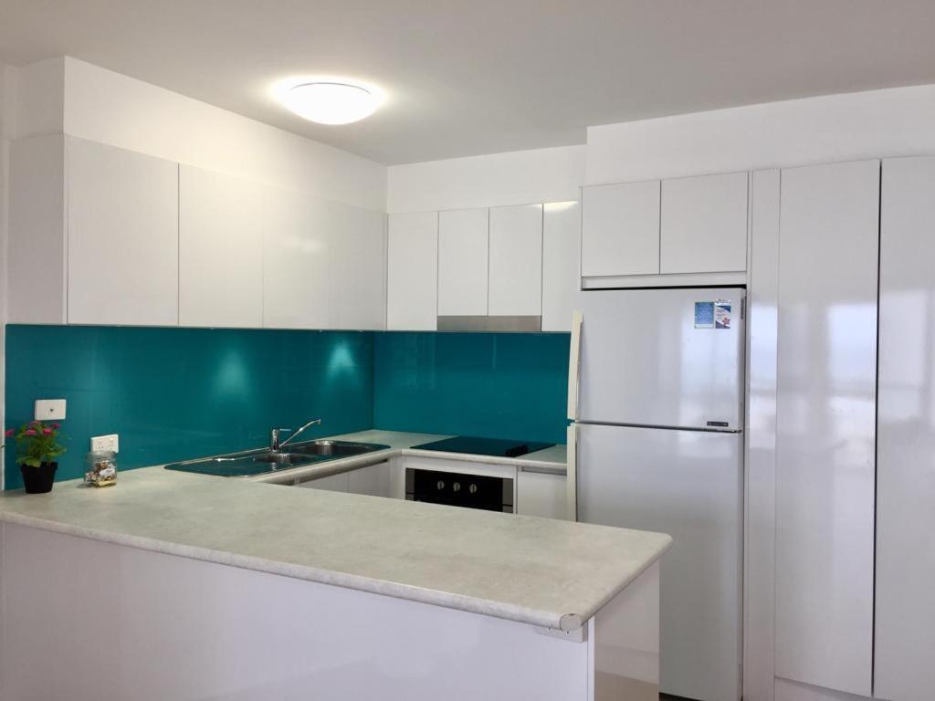 Surfers Holiday Apartments ゴールドコースト エクステリア 写真