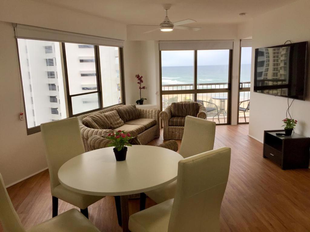 Surfers Holiday Apartments ゴールドコースト エクステリア 写真