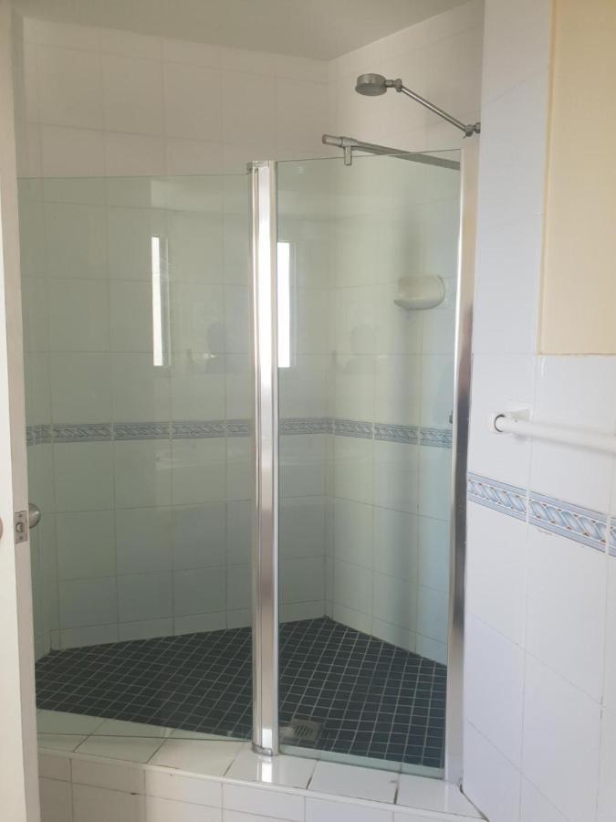 Surfers Holiday Apartments ゴールドコースト エクステリア 写真